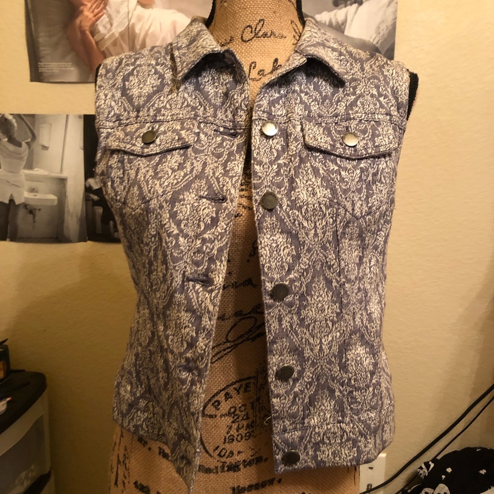 Denim Jacket sleeveless vest
